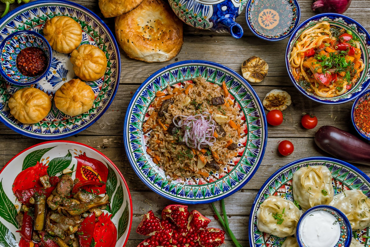 dishes of Uzbek cuisine lagman, pilaf